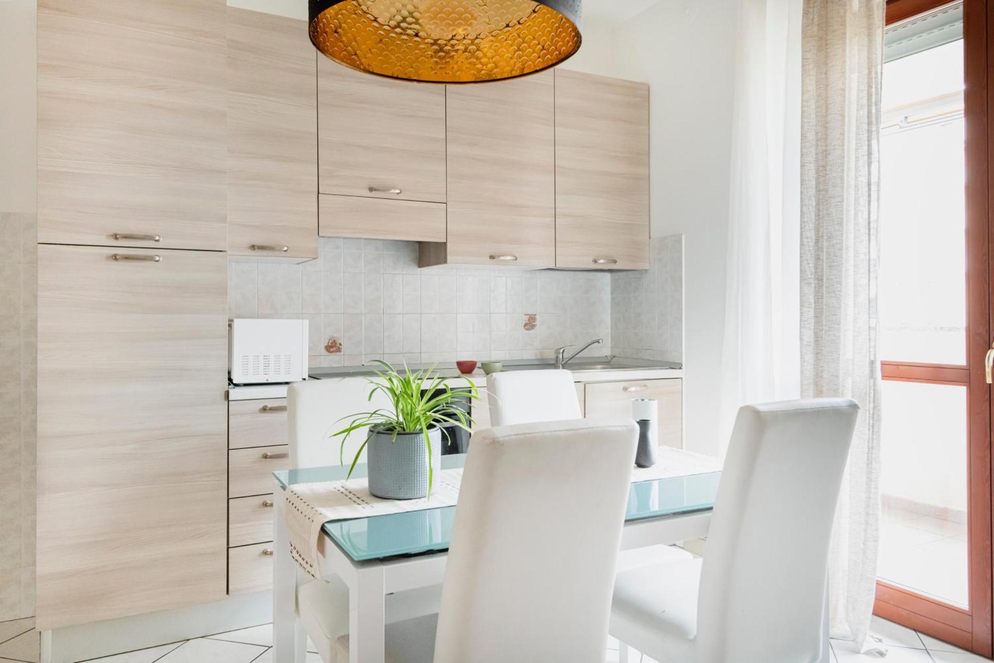 Hq Aparthotel Milano Inn - Smart Suites Cinisello Balsamo Exterior foto