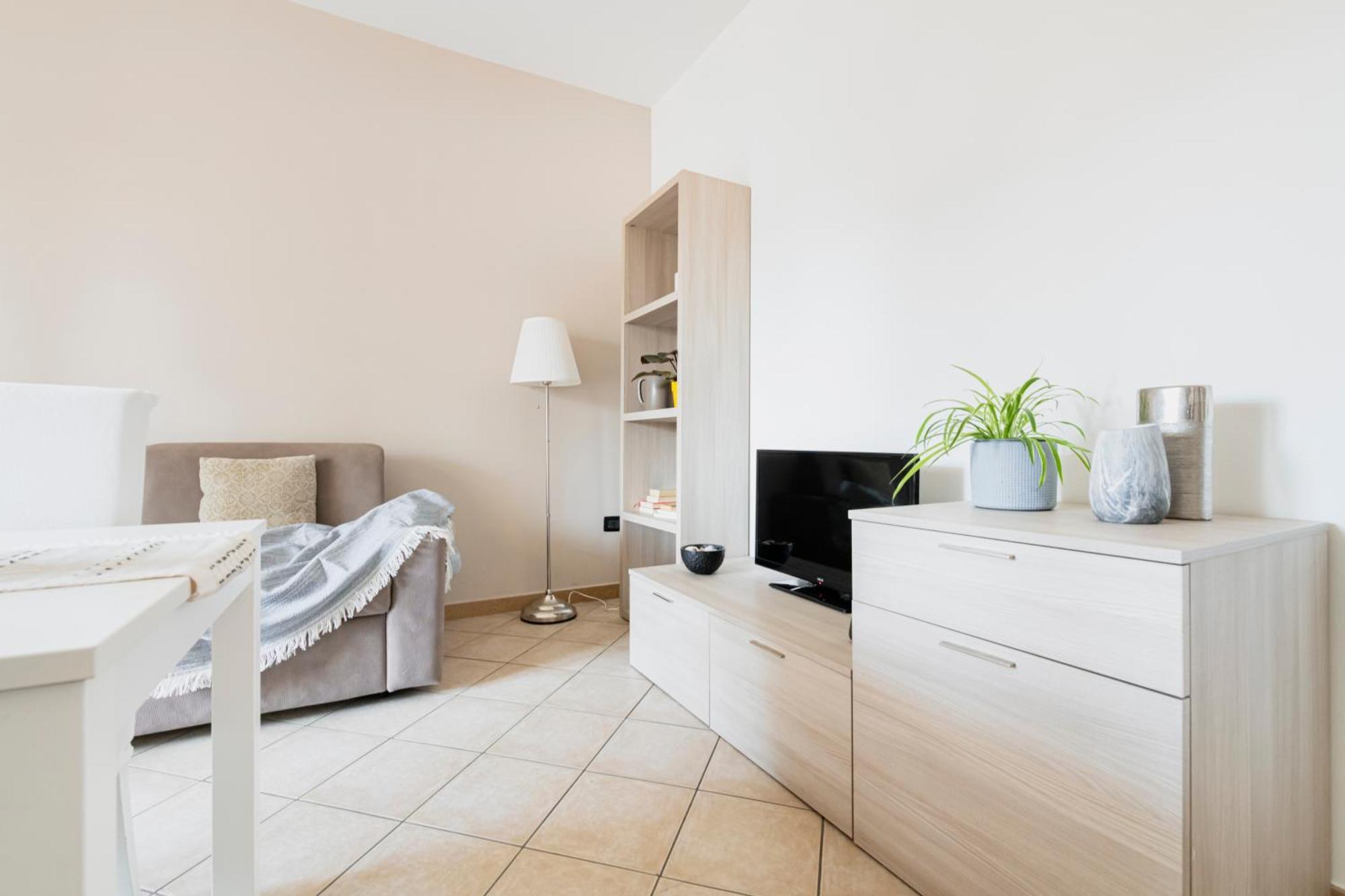 Hq Aparthotel Milano Inn - Smart Suites Cinisello Balsamo Exterior foto