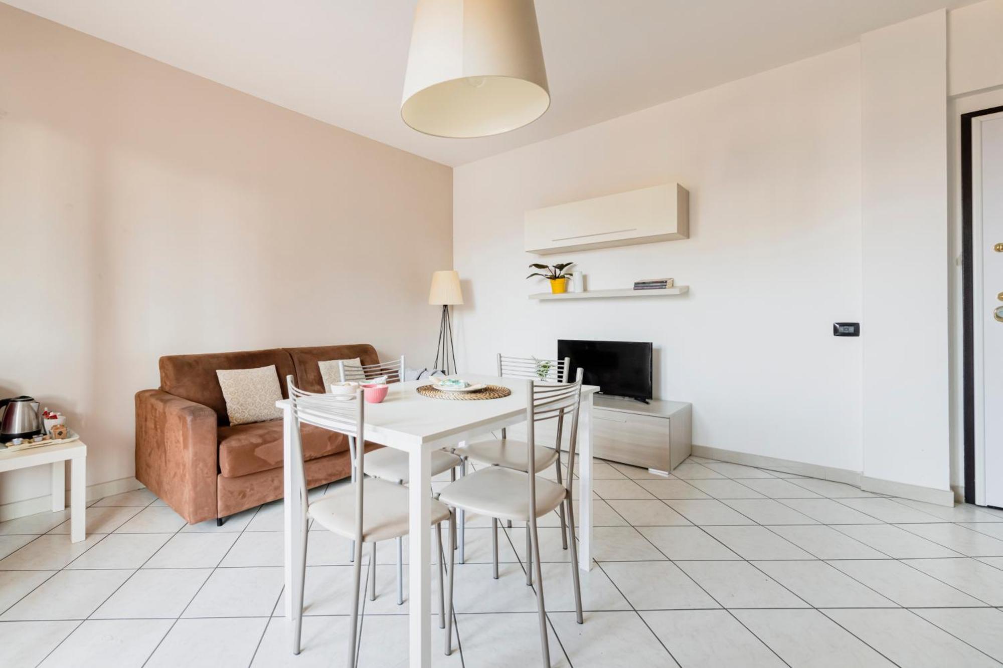 Hq Aparthotel Milano Inn - Smart Suites Cinisello Balsamo Exterior foto